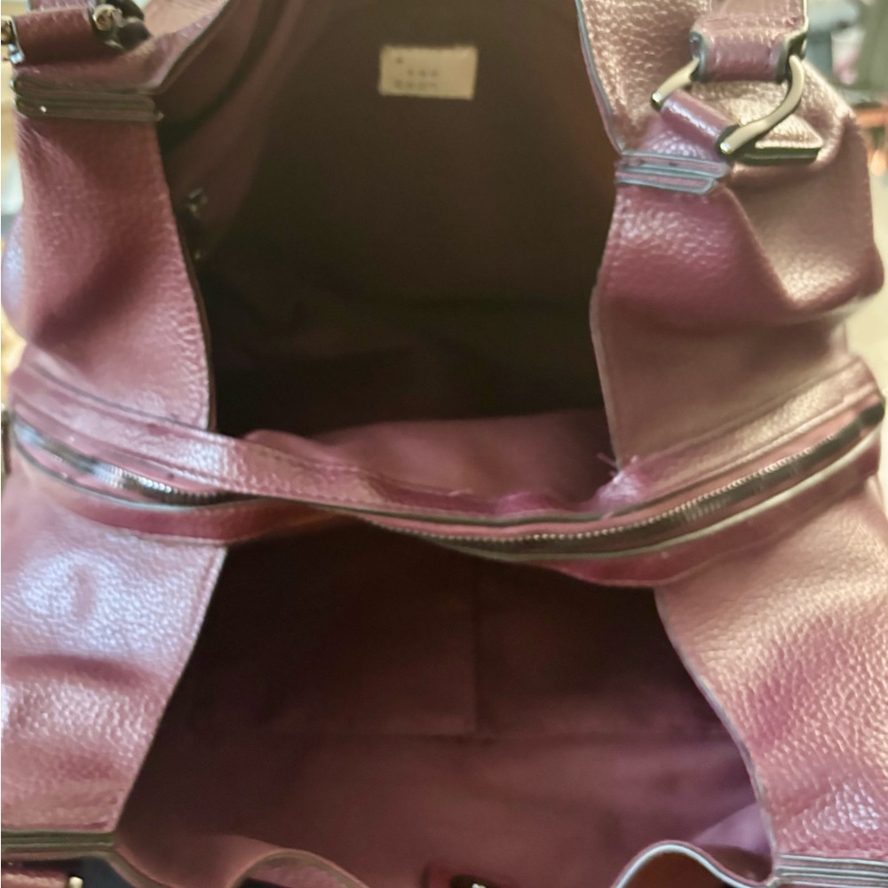 Elegant Burgundy Leather Tote Bag - Picture 6 of 7